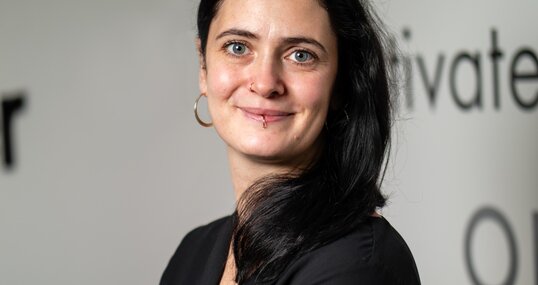 Potraitbild Monique Wrede